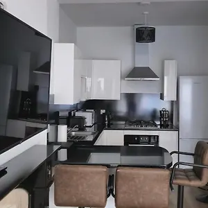  Apartment Montgomery United Kingdom
