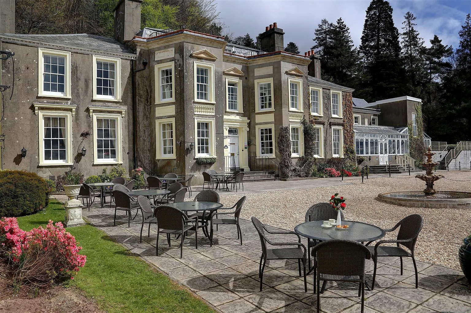 New House Country Hotel Cardiff