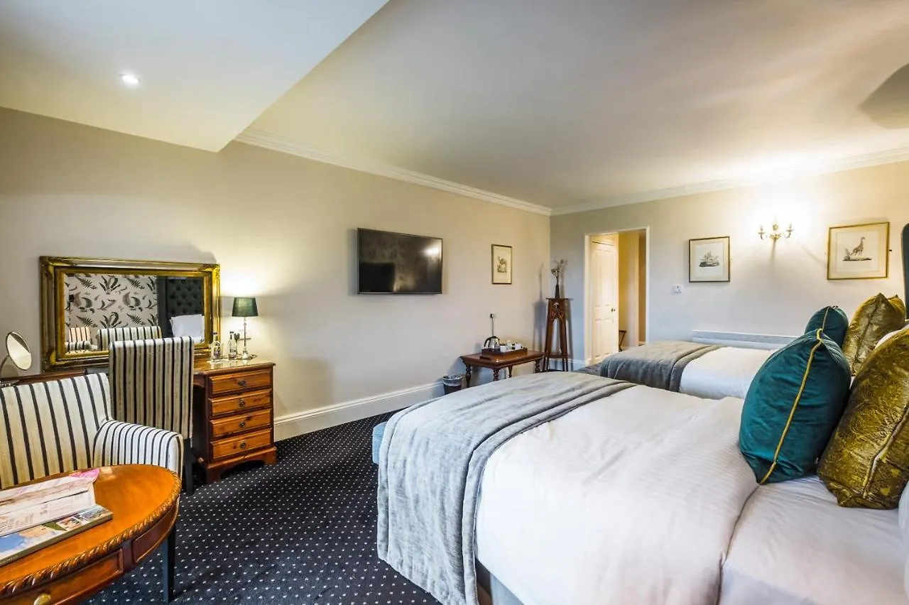 New House Country Hotel Cardiff